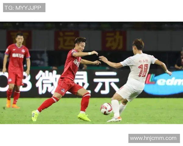 梅州客家与辽宁沈阳的激烈对决展现足球魅力与团队精神的巅峰较量