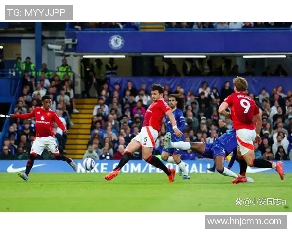 欧冠激战曼联迎战瓦伦西亚争夺小组出线关键战役 欧冠激战曼联迎战瓦伦西亚争夺小组出线关键战役