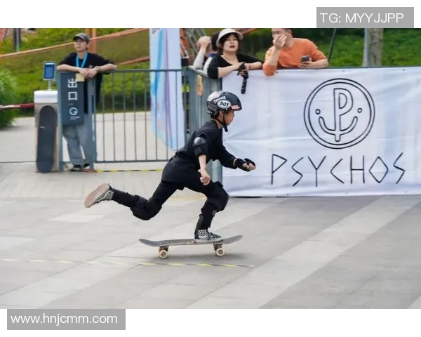 重庆滑板队的崛起与力量探索：滑板文化在城市中的新生机