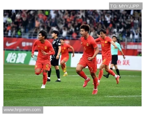 中国男足迎战伊朗队全力争胜力争晋级亚洲杯淘汰赛阶段